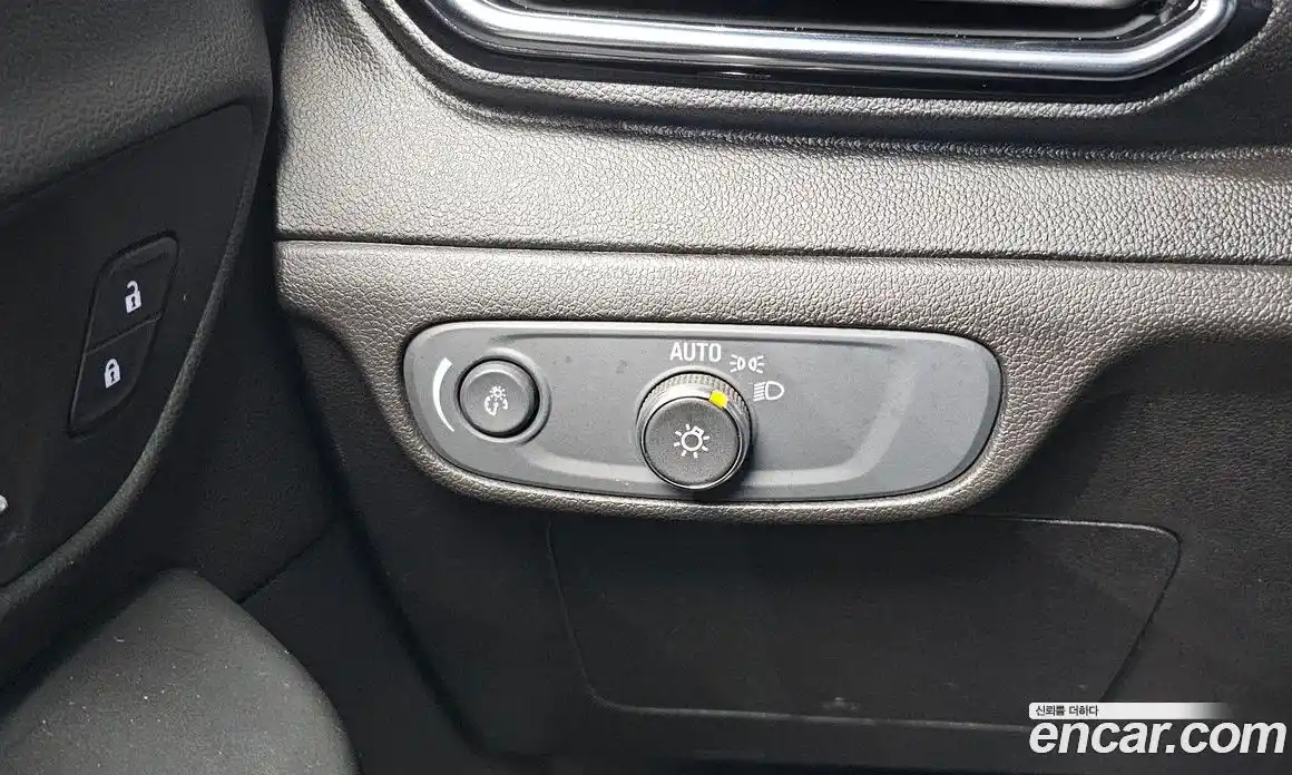 Chevrolet Bolt EV 2022 0.2 Автомат в Москве № 314153, фото 3