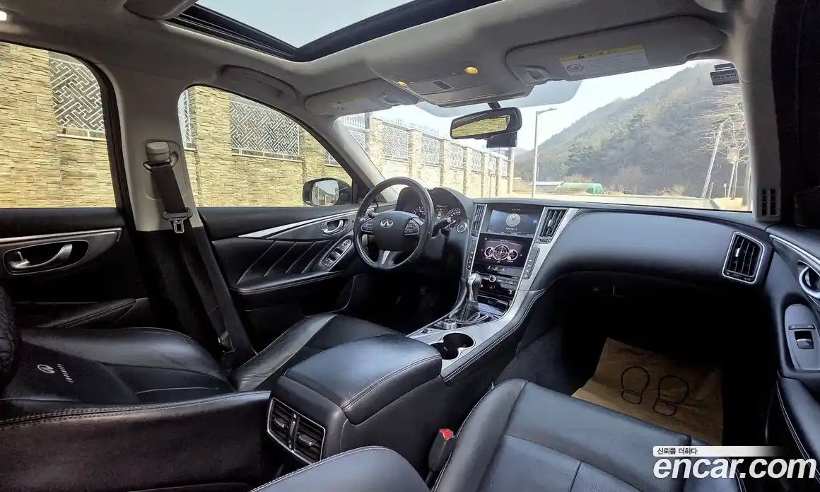 Infiniti Q50 2015 2.1 Автомат в Москве № 320488, фото 11