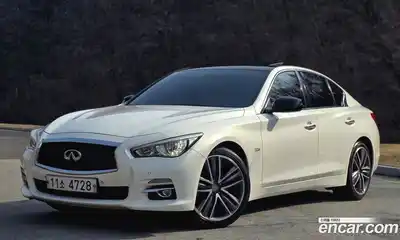 Infiniti Q50 2015 2.1 Автомат в Москве № 320488, миниатюра 2