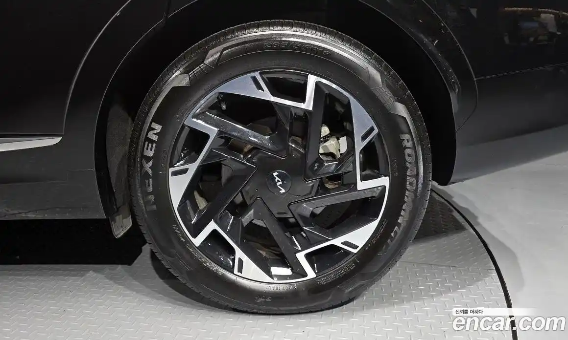 Kia Sportage 2023 1.6 Автомат в Москве № 321455, фото 17