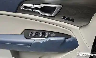 Kia Sportage 2023 1.6 Автомат в Москве № 321455, миниатюра 3