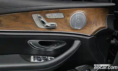 Mercedes-Benz E-Class 2018 2.0 Автомат в Москве № 325132, миниатюра 12
