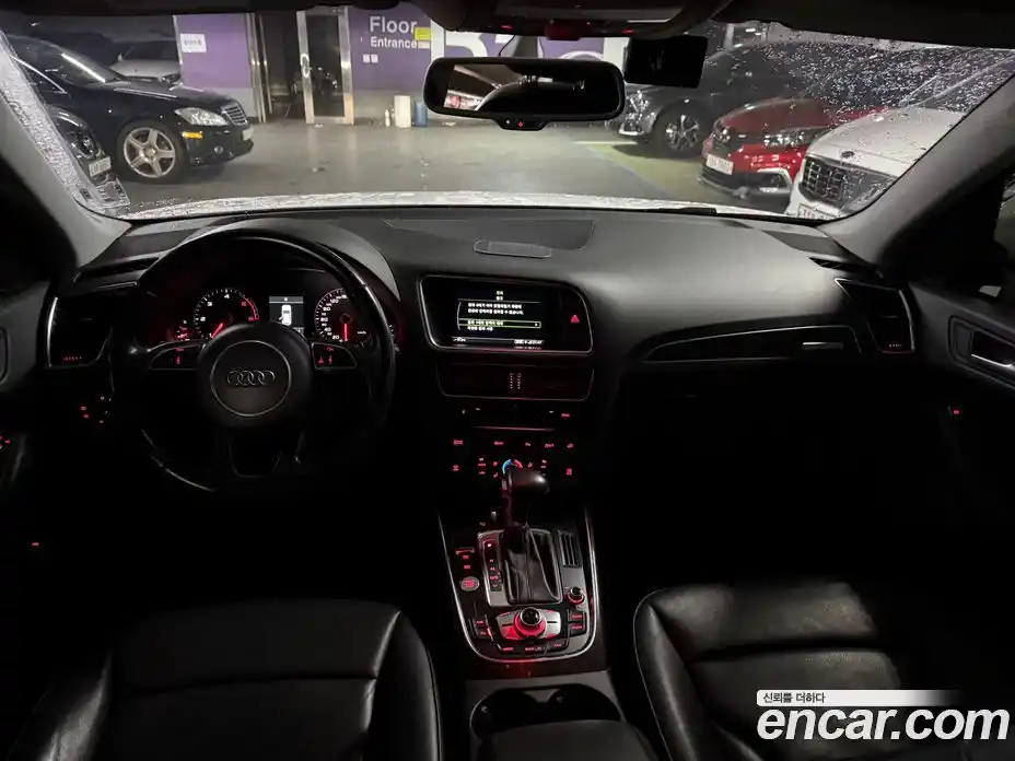 Audi Q5 2015 2.0 Автомат в Москве № 325885, фото 7