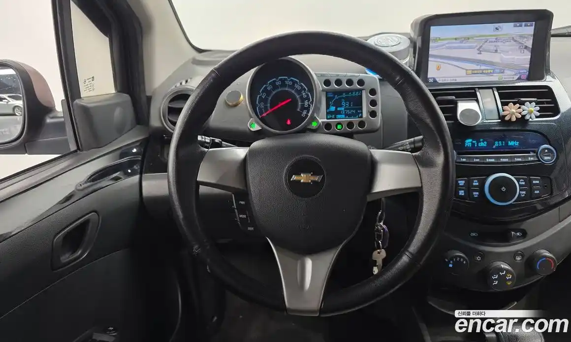 Chevrolet Spark 2012 1.0 Автомат в Москве № 332687, фото 14