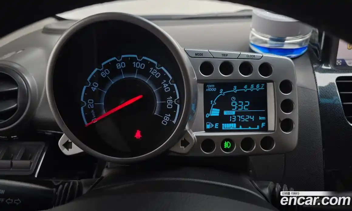 Chevrolet Spark 2012 1.0 Автомат в Москве № 332687, фото 17