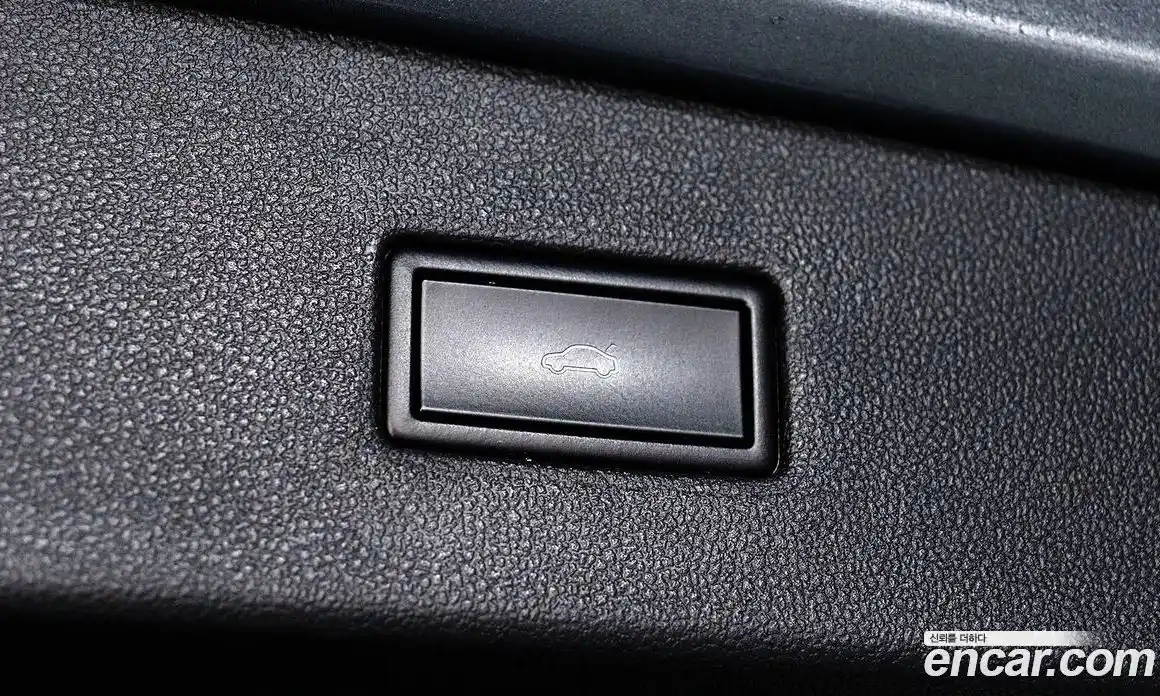 Volkswagen Tiguan 2020 2.0 Автомат в Москве № 334490, фото 14