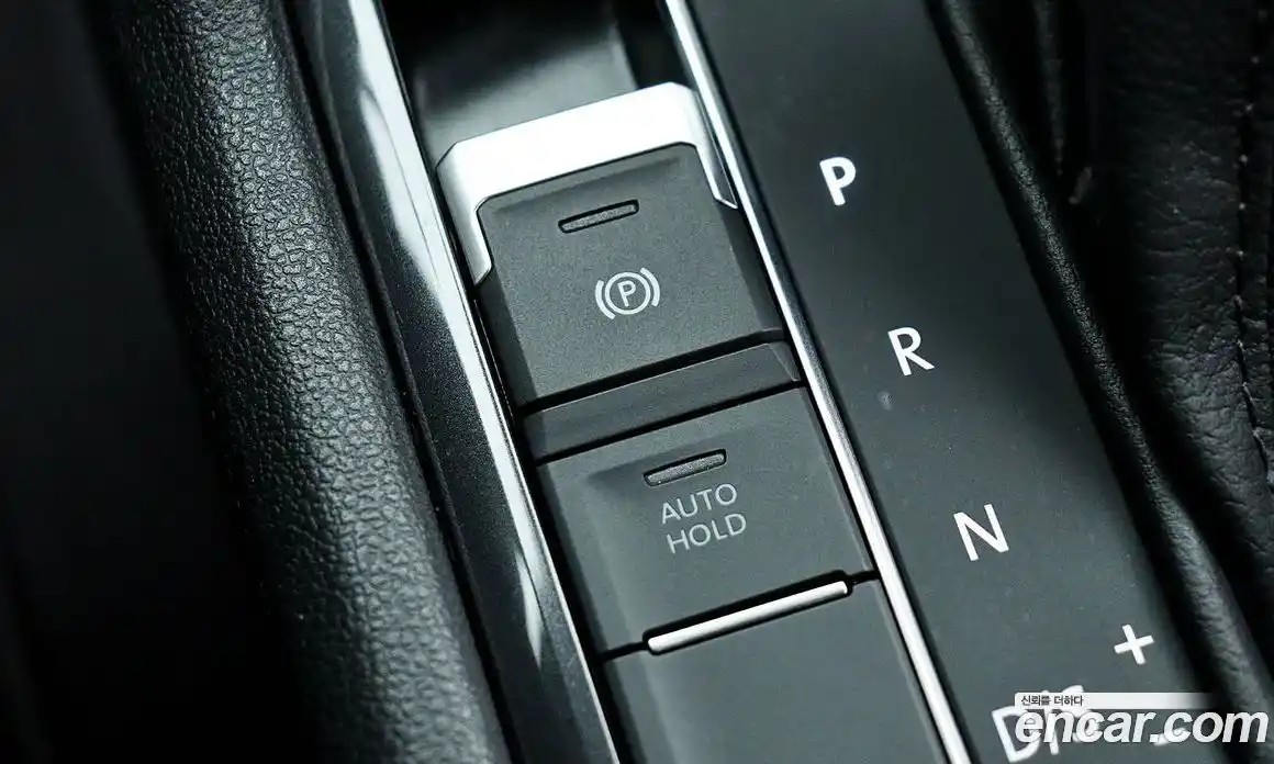 Volkswagen Tiguan 2020 2.0 Автомат в Москве № 334490, фото 19