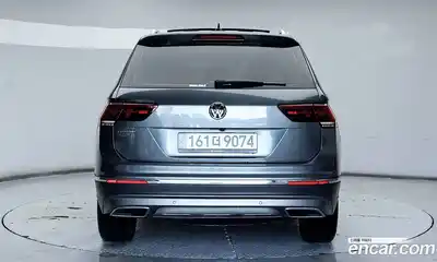 Volkswagen Tiguan 2020 2.0 Автомат в Москве № 334490, миниатюра 4