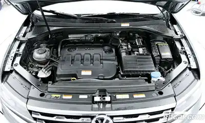 Volkswagen Tiguan 2020 2.0 Автомат в Москве № 334490, миниатюра 6