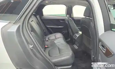 Jaguar F-Pace 2018 2.0 Автомат в Москве № 335812, миниатюра 12