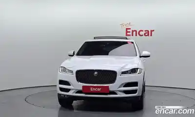 Jaguar F-Pace 2018 2.0 Автомат в Москве № 335812, миниатюра 3