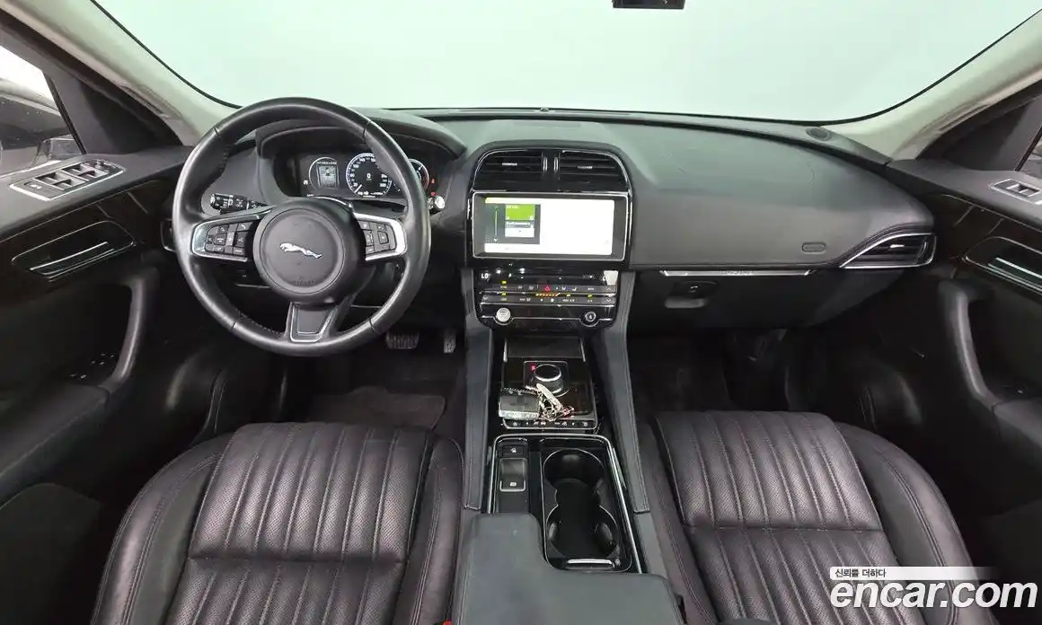 Jaguar F-Pace 2018 2.0 Автомат в Москве № 335812, фото 4