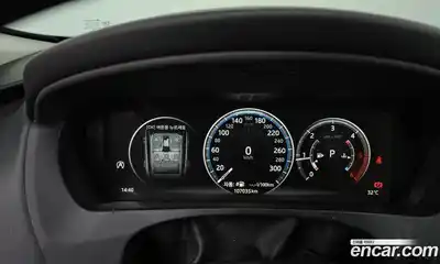 Jaguar F-Pace 2018 2.0 Автомат в Москве № 335812, миниатюра 7