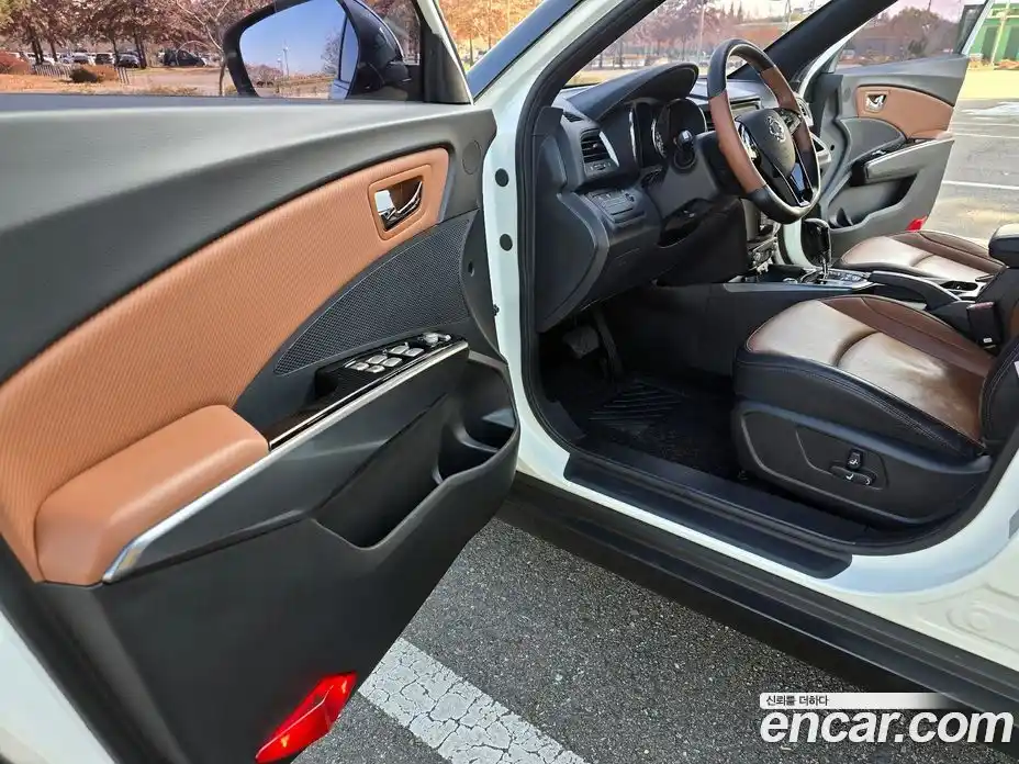 SsangYong TIBOLI 2018 1.6 Автомат в Москве № 34426, фото 11