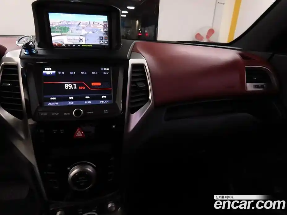 SsangYong TIBOLI 2016 1.6 Автомат в Москве № 34479, фото 14