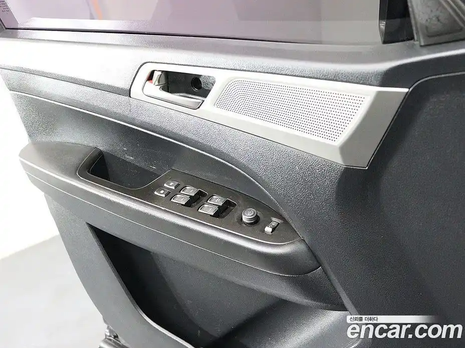 SsangYong Rexton 2018 2.2 Автомат в Москве № 34521, фото 15