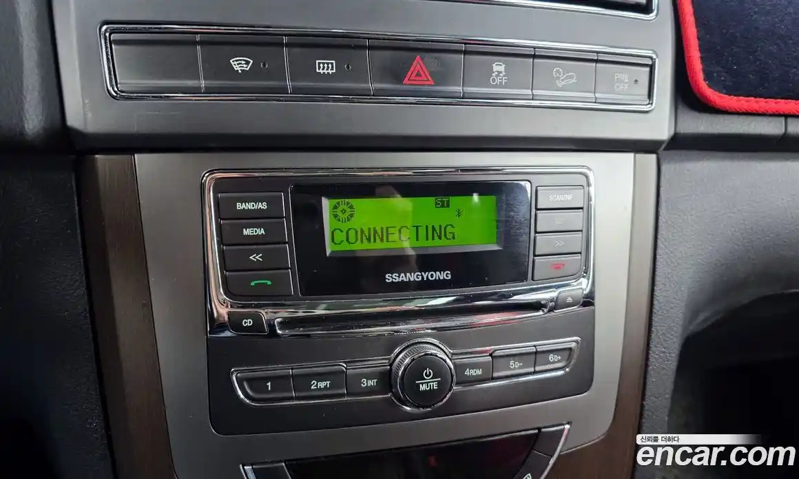 SsangYong Rexton 2013 2.0 Автомат в Москве № 35744, фото 16