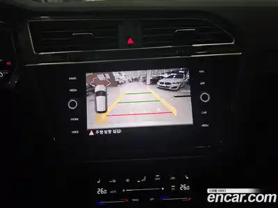 Volkswagen Tiguan 2023 2.0 Автомат в Москве № 357654, миниатюра 11