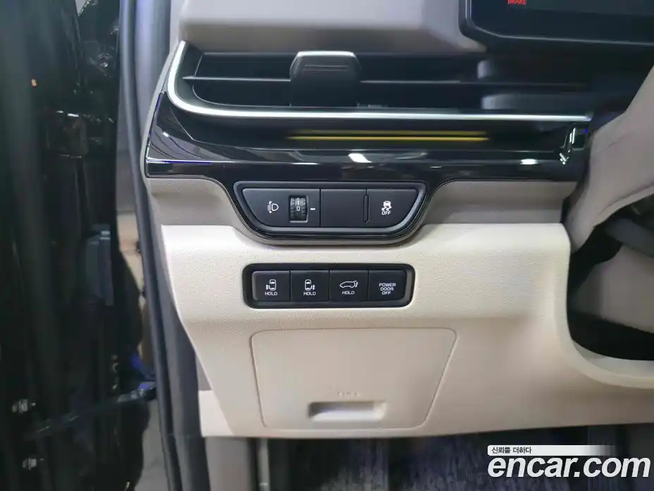 Kia Canival 2024 3.5 Автомат в Москве № 362779, фото 13