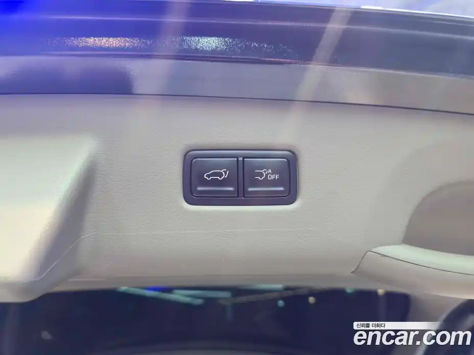 Kia Canival 2024 3.5 Автомат в Москве № 362779, фото 20