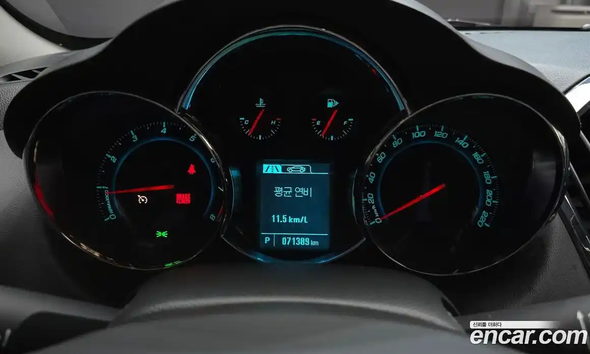 Chevrolet Cruze 2013 1.8 Автомат в Москве № 36695, фото 8