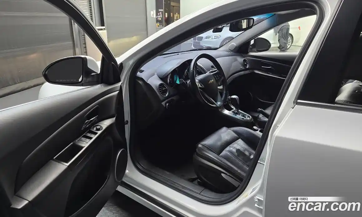 Chevrolet Cruze 2013 1.8 Автомат в Москве № 36695, фото 9