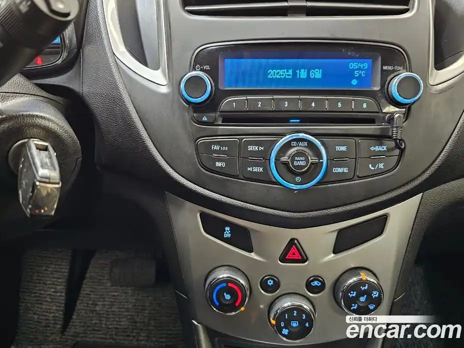 Chevrolet Trax 2015 1.4 Автомат в Москве № 37041, фото 11