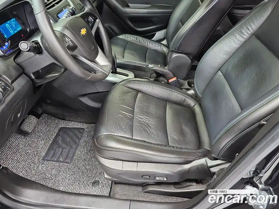 Chevrolet Trax 2015 1.4 Автомат в Москве № 37041, фото 18