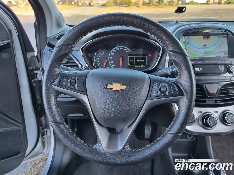 Chevrolet Spark 2017 1.0 Автомат в Москве № 37187, фото 17