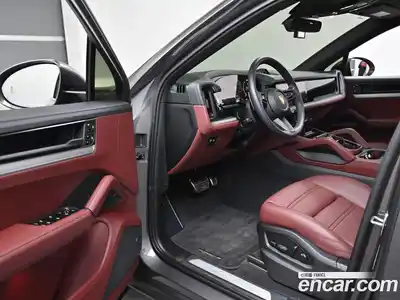 Porsche Cayenne 2025 3.0 Автомат в Москве № 374408, миниатюра 11