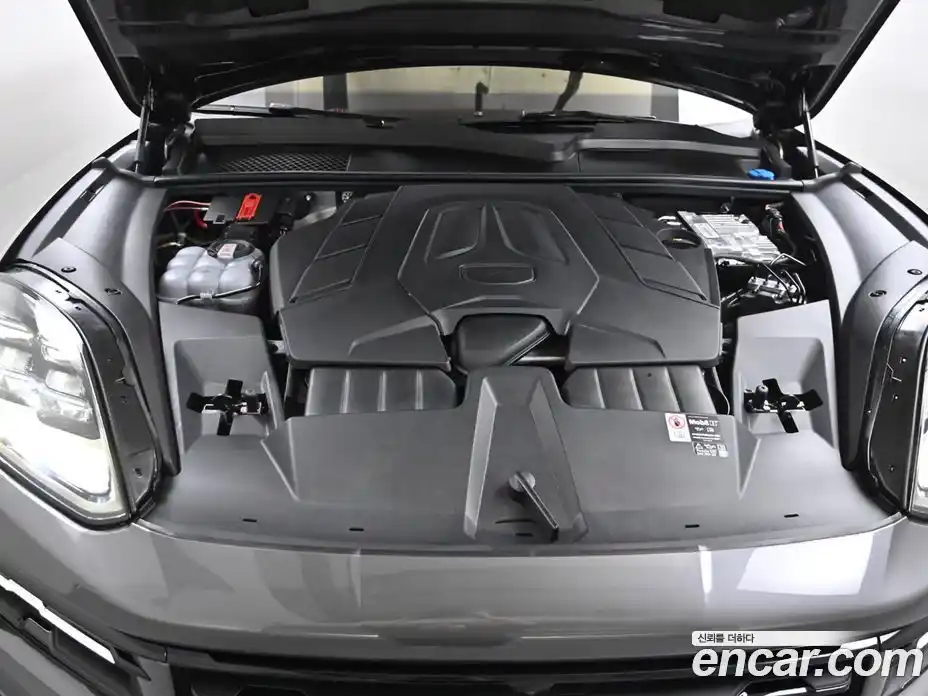 Porsche Cayenne 2025 3.0 Автомат в Москве № 374408, фото 6