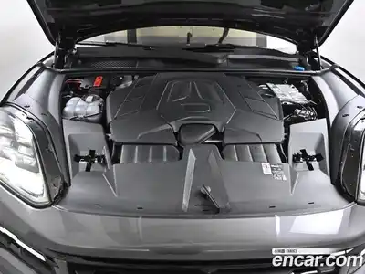 Porsche Cayenne 2025 3.0 Автомат в Москве № 374408, миниатюра 6