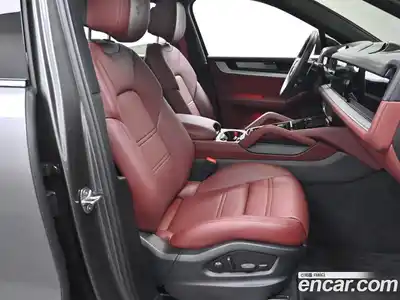 Porsche Cayenne 2025 3.0 Автомат в Москве № 374408, миниатюра 10