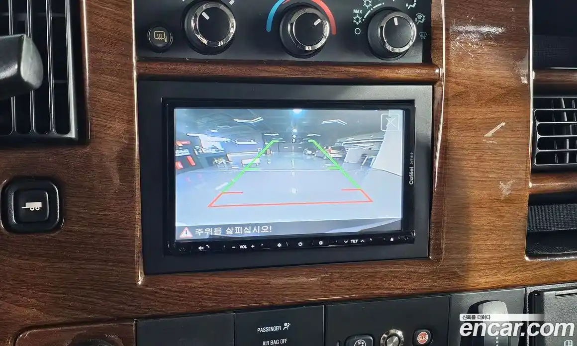 Chevrolet Express Van 2018 6.0 Автомат в Москве № 385365, фото 17