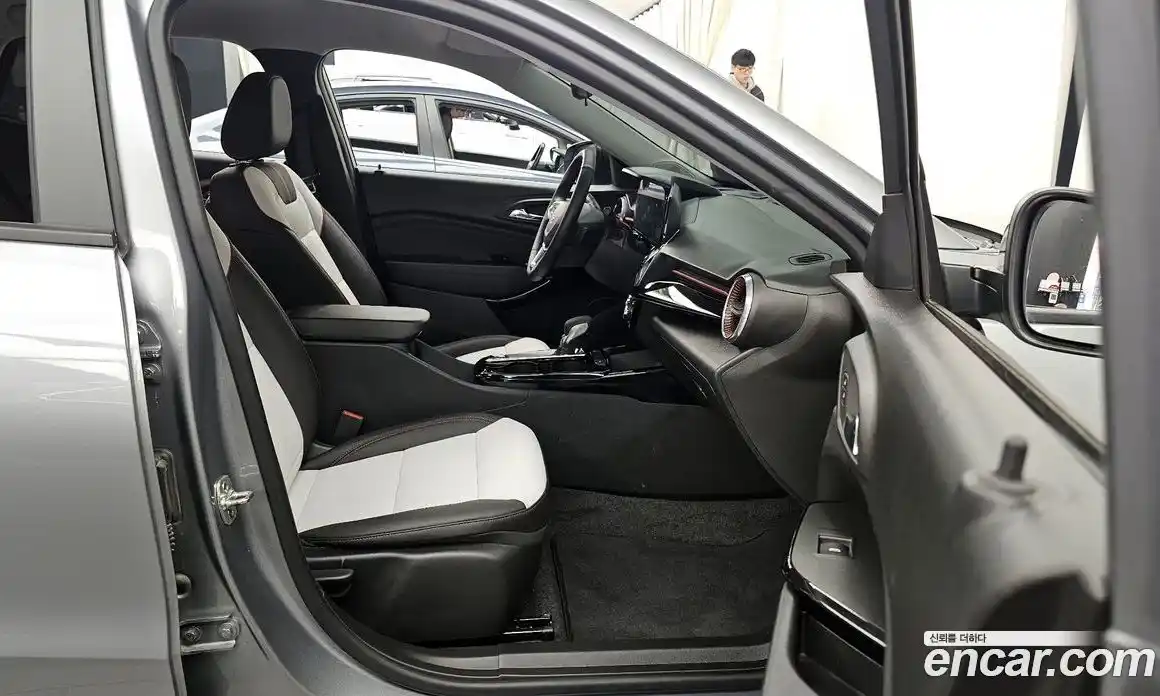 Chevrolet Trax 2025 1.2 Автомат в Москве № 38543, фото 12