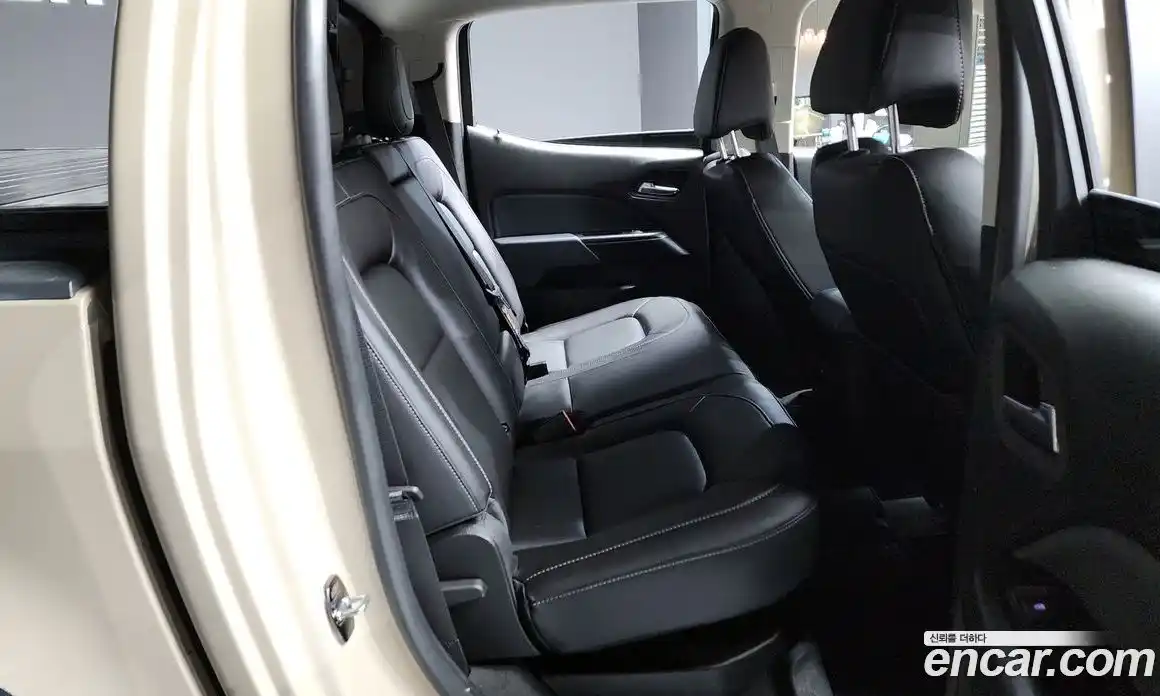 Chevrolet Colorado 2022 3.6 Автомат в Москве № 39560, фото 12