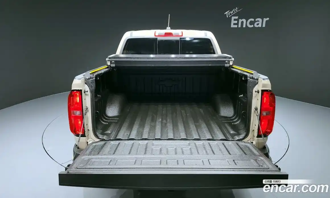 Chevrolet Colorado 2022 3.6 Автомат в Москве № 39560, фото 20