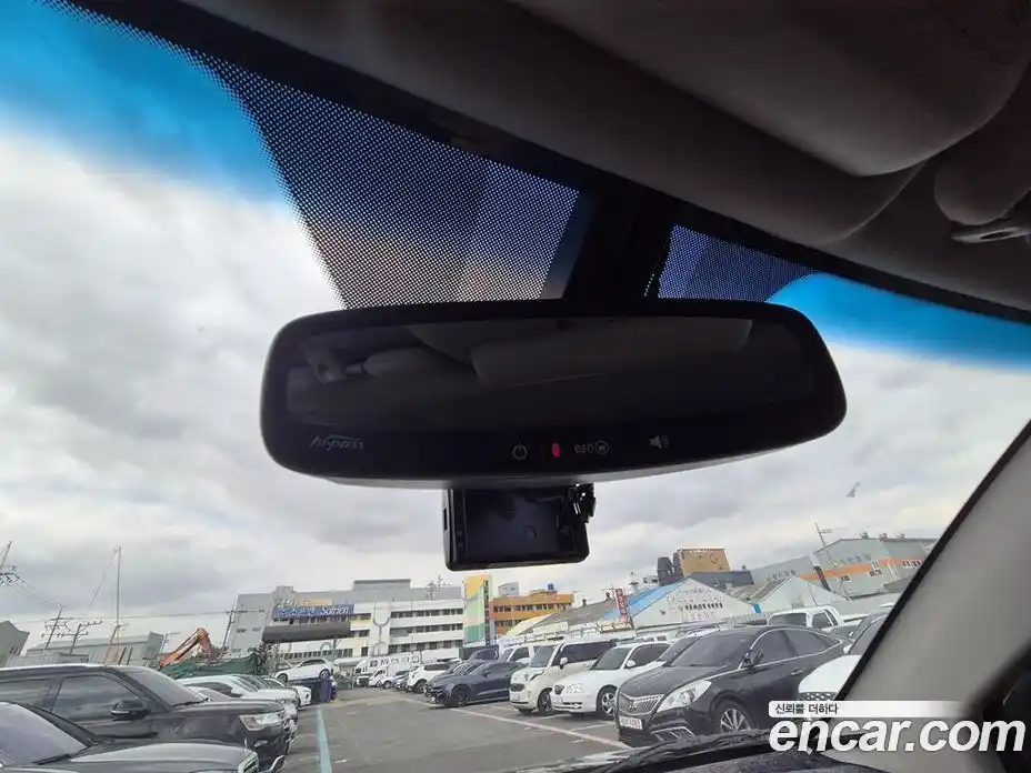 Chevrolet Captiva 2015 2.2 Автомат в Москве № 397306, фото 15