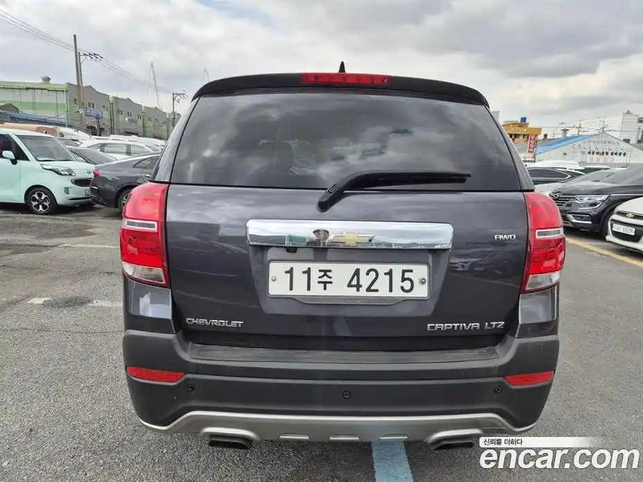 Chevrolet Captiva 2015 2.2 Автомат в Москве № 397306, фото 5