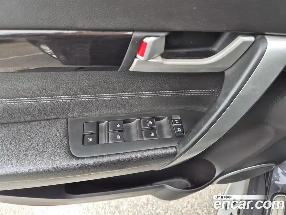 Chevrolet Captiva 2015 2.2 Автомат в Москве № 397306, фото 7