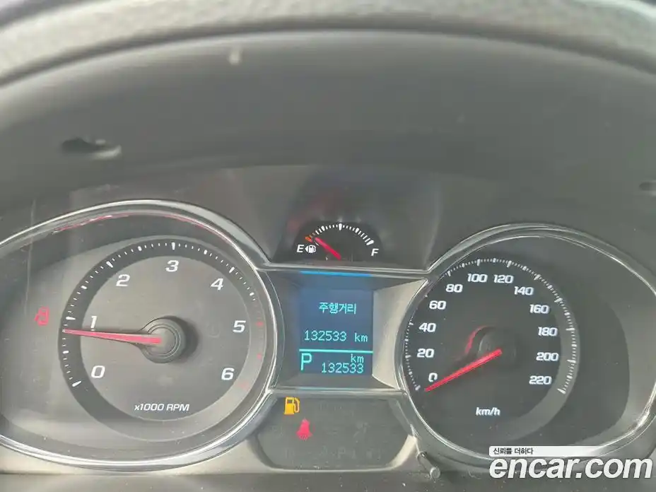 Chevrolet Captiva 2015 2.2 Автомат в Москве № 397306, фото 9