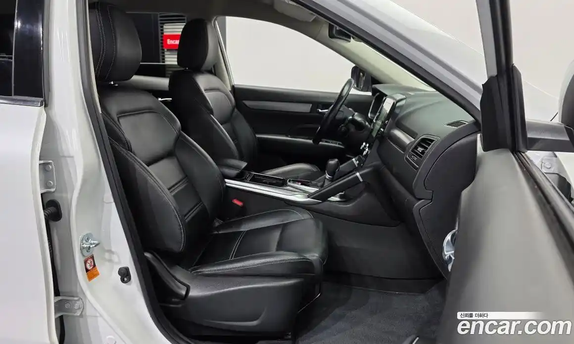 Renault QM6 2023 2.0 Автомат в Москве № 397958, фото 11