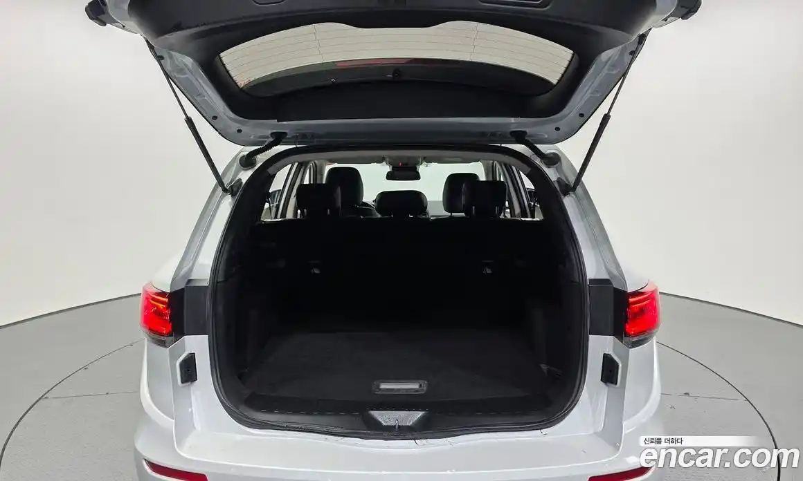 Renault QM6 2023 2.0 Автомат в Москве № 397958, фото 20