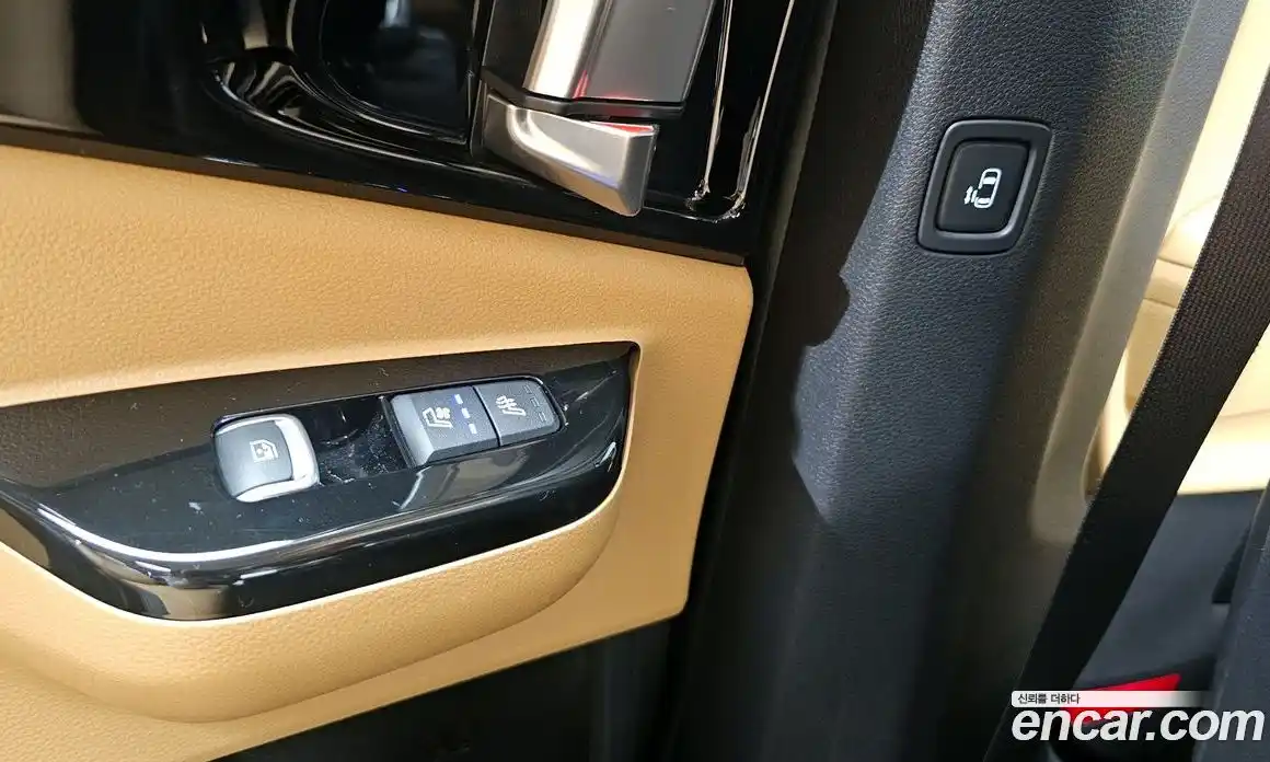 Kia Canival 2023 2.2 Автомат в Москве № 402203, фото 18