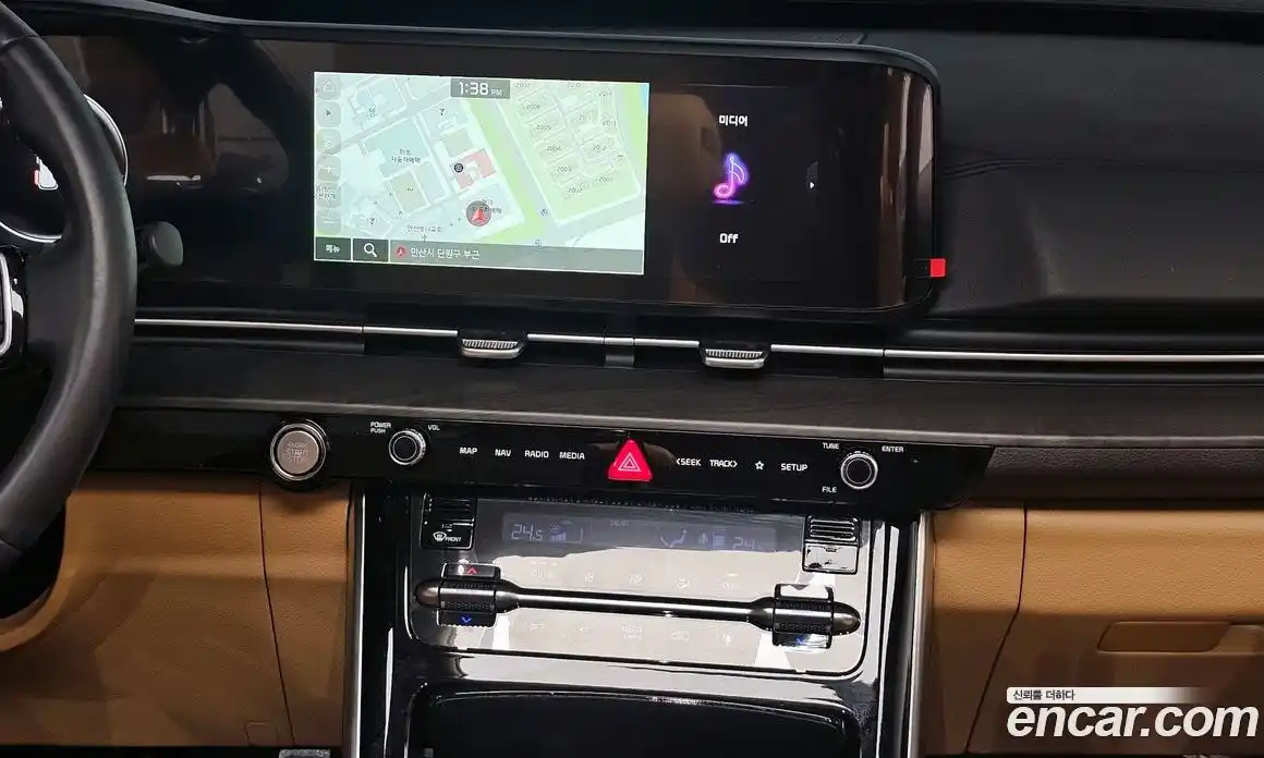 Kia Canival 2023 2.2 Автомат в Москве № 402203, фото 19