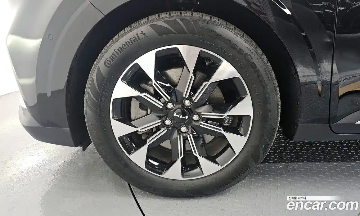 Kia Canival 2023 2.2 Автомат в Москве № 402203, фото 5