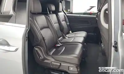 Honda Odyssey 2018 3.5 Автомат в Москве № 402522, миниатюра 12