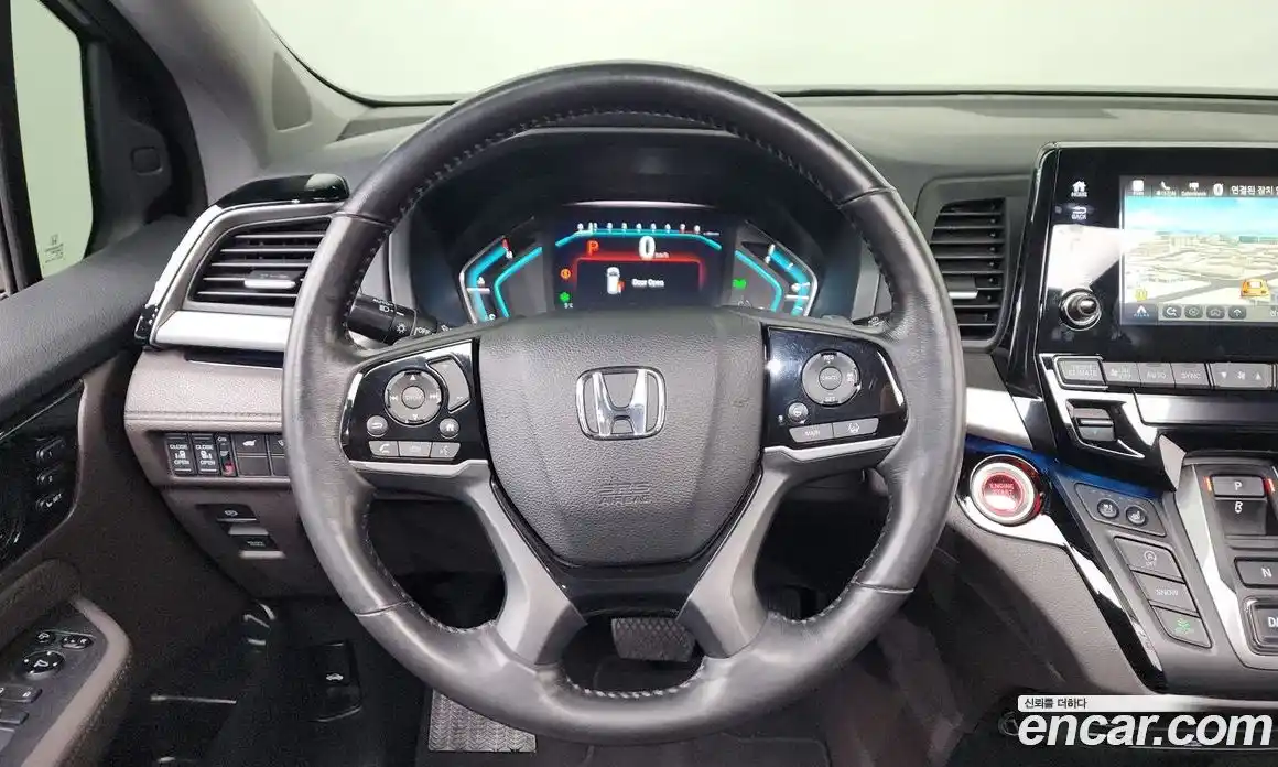 Honda Odyssey 2018 3.5 Автомат в Москве № 402522, фото 13