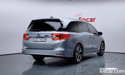 Honda Odyssey 2018 3.5 Автомат в Москве № 402522, миниатюра 2