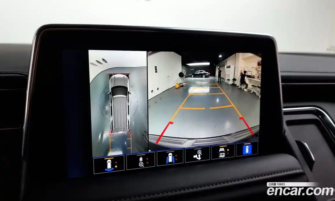 Chevrolet Tahoe 2023 6.2 Автомат в Москве № 40443, фото 14